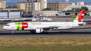 Photo with serial 2270 - Airbus A321-211