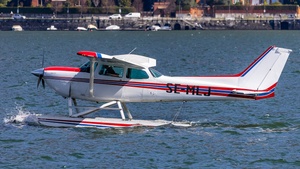 Photo of SE-MLJ - Cessna R172K Hawk XP II operated by Aero Club Como