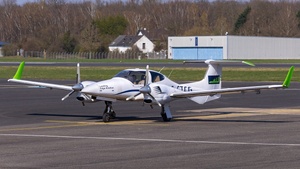 Photo of G-CTCG - Diamond DA42 Twin Star operated by Leading Edge Aviation