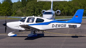 Photo of D-EWGM - Cirrus SR22T G5 GTS operated by Private