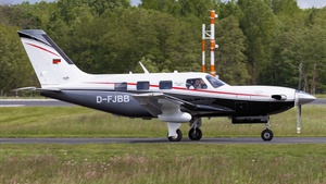 Photo of D-FJBB - Piper PA-46-500TP Malibu Meridian operated by Private