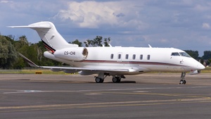 Photo of CS-CHI - Bombardier Challenger 350 operated by NetJets Europe