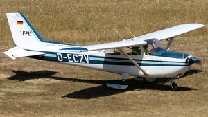 Photo of D-ECZV - Reims-Cessna F172M Skyhawk operated by FFL Flugschule