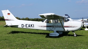 Photo of D-EAKI - Cessna 172R Skyhawk operated by Aero Club Nürnberg