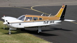 Photo of D-EJFF - Piper PA-28R-200 Cherokee Arrow II operated by Aero-Club Bamberg