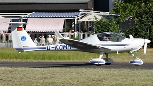 Photo of D-KOMH - Diamond HK36TTC Super Dimona operated by Aero-Club Butzbach
