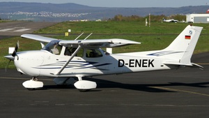 Photo of D-ENEK - Cessna 172S Skyhawk SP operated by Aero-Club Rhein-Nahe