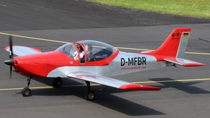 Photo of D-MFBR - Breezer B400 operated by Air Academy GmbH