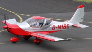 Photo of D-MIBE - Evektor EuroStar SL operated by Flugsportzentrum Bautzen