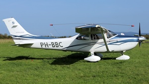 Photo of PH-BBC - Cessna 182T Skylane operated by Eindhovense Aero Club Motorvliegen