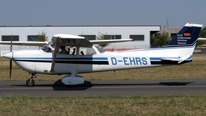 Photo of D-EHRS - Reims-Cessna FR172K Hawk XP operated by Flugausbildungszentrum Dortmund