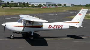 Photo of D-EFPT - Reims-Cessna F152 II operated by Flugschule KölnBonn