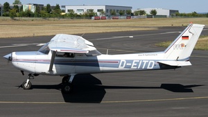 Photo of D-EITD - Reims-Cessna F152 II operated by FFL Flugschule