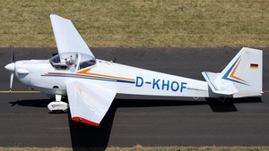 Photo of D-KHOF - Scheibe SF 25C Falke 2000 operated by Flugsportverein Erlangen-Nürnberg
