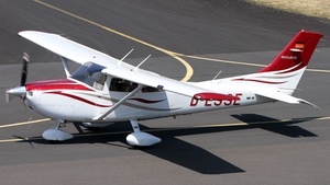 Photo of D-ESSE - Cessna 182T Skylane operated by Private