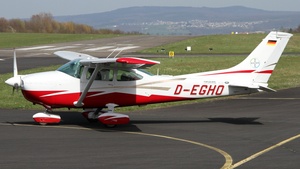 Photo of D-EGHO - Cessna 182P Skylane operated by Luftsportclub Bayer Leverkusen