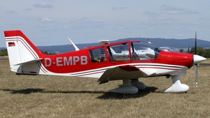 Photo of D-EMPB - Robin DR400/180R Remorqueur operated by Luftsport-Club Dümpel