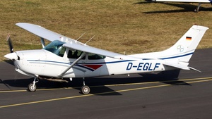 Photo of D-EGLF - Reims-Cessna FR182 Skylane RG operated by Luftsportclub Bayer Leverkusen