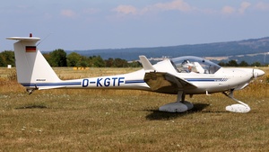 Photo of D-KGTF - Diamond HK36TC-100 Super Dimona operated by Luftsportclub Bayer Leverkusen