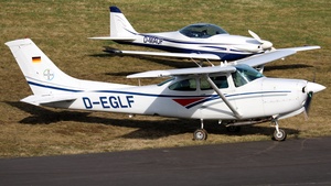 Photo of D-EGLF - Reims-Cessna FR182 Skylane RG operated by Luftsportclub Bayer Leverkusen