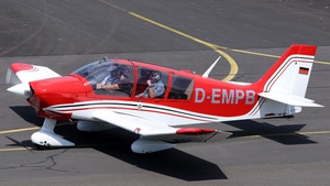Photo of D-EMPB - Robin DR400/180R Remorqueur operated by Luftsport-Club Dümpel