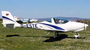 Photo of D-ESTE - Aquila A210 operated by Luftsportverein Günther Groenhoff Stade