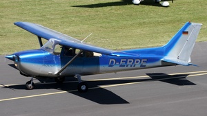 Photo of D-ERPE - Reims-Cessna F172N Skyhawk II operated by Motorflugschule Egelsbach