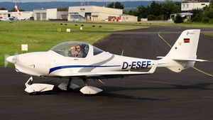 Photo of D-ESEF - Aquila A210 operated by Luftfahrtvereinigung Greven