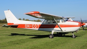 Photo of OH-COT - Cessna 172N Skyhawk II operated by Motorflugschule Egelsbach