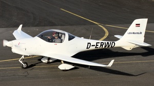 Photo of D-ERWO - Aquila A210 operated by Luftsportverein Worms