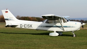 Photo of D-EISK - Cessna 172R Skyhawk operated by Luftsportverein Rietberg