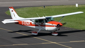 Photo of D-ERWM - Cessna 172M Skyhawk II operated by Private