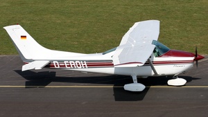 Photo of D-EROH - Cessna 182R Skylane II operated by Private