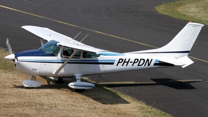 Photo of PH-PDN - Cessna 182P Skylane operated by Private