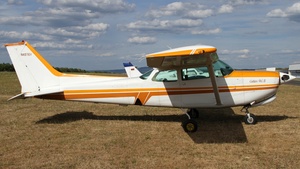 Photo of N4976V - Cessna 172RG Cutlass RG II operated by Private