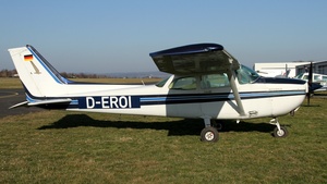 Photo of D-EROI - Cessna 172P Skyhawk II operated by Private