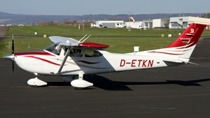Photo of D-ETKN - Cessna 182T Skylane operated by Private