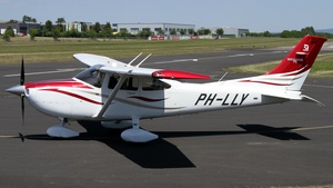 Photo of PH-LLY - Cessna T182T Turbo Skylane TC operated by Private