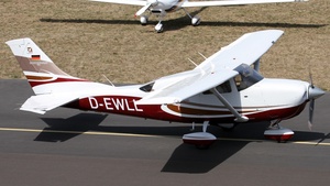 Photo of D-EWLL - Cessna T206H Turbo Stationair TC operated by Private