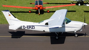 Photo of D-ERZI - Cessna T210N Turbo Centurion operated by Private