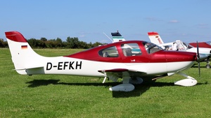 Photo of D-EFKH - Cirrus SR20 G1 operated by Private