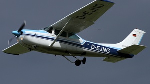 Photo of D-EJNG - Cessna R182 Skylane RG II operated by Luftsportverein Rietberg