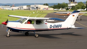 Photo of D-EMPF - Cessna 177RG Cardinal RG II operated by Private