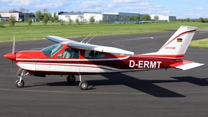 Photo of D-ERMT - Cessna 177RG Cardinal RG operated by Private