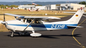 Photo of D-EXHB - Cessna 182Q Skylane II operated by Private