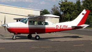 Photo of D-EJTH - Cessna T210J Turbo Centurion operated by Private
