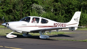 Photo of N200EU - Cirrus SR20 G2 operated by Private