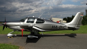 Photo of HA-BIC - Cirrus SR22T G6 GTS operated by Private