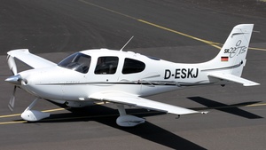 Photo of D-ESKJ - Cirrus SR22 G2 GTS operated by Private
