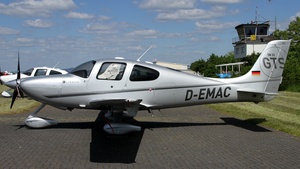 Photo of D-EMAC - Cirrus SR22 G2 GTS operated by Private